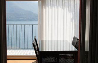 Residence CaFelicita - Apartments Lake View - Infinity Pool - Jacuzzi - Foto 24