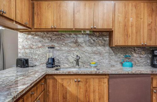 Newly Renovated Home Spacious Close 2 Hospital - Foto 24