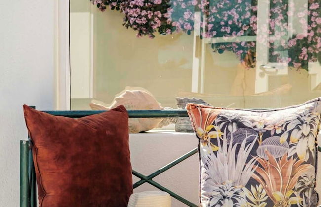 Classic Charm Meets Modern Comfort at Atlantic Pearl - Foto 5