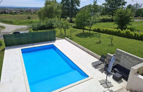 Familyway Croatia Kids Friendly Family villa with privat Pool 50 m2 Slavonski Brod - Foto 24