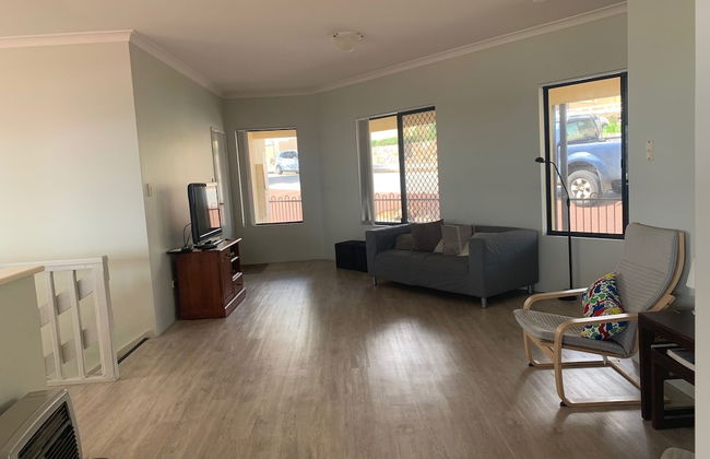 Views on Spencer - Photo 10