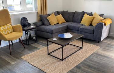 44 Gower holiday village Ty Gŵyr Cosy 2 bedroom Chalet with a seasonal indoor pool - Foto 3