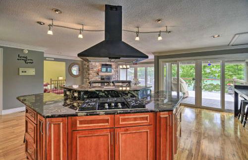 Inviting Family Abode with Dock on Norris Lake! - Foto 9