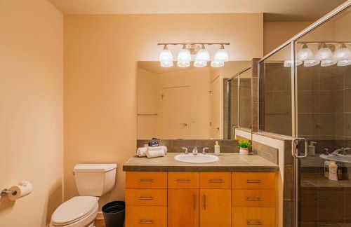 Elegant 28th Floor High Rise, Gym, Parking, Pool, Golf - Photo 37