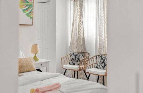 Bright and Airy Apartment on Flamingo Dr - Foto 4