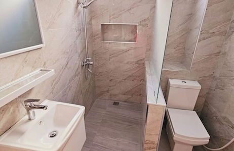 Captivating 3-bed Apartment in Flic en Flac - Photo 15