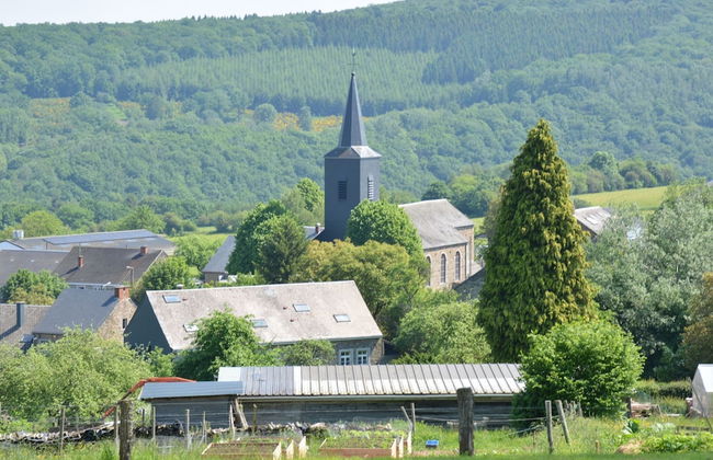 Spacious Villa Near Lesse - Photo 36