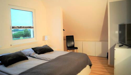 Modernes, großzügiges Ferienhaus - Naturstrand, großer Garten, Ruhe - Photo 4