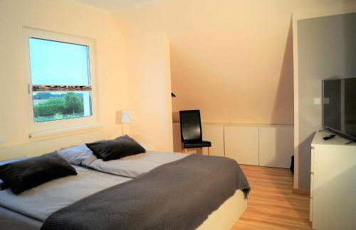 Modernes, großzügiges Ferienhaus - Naturstrand, großer Garten, Ruhe - Photo 4