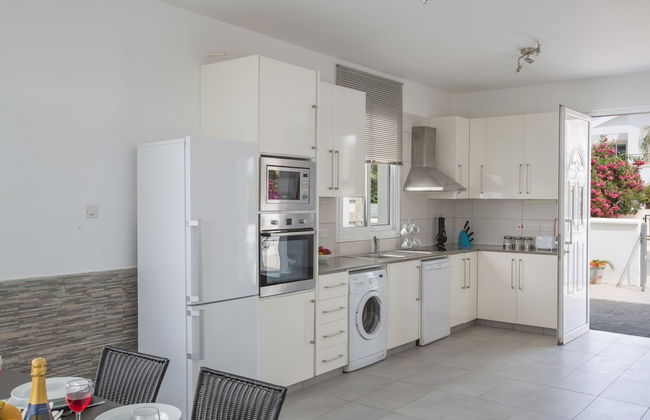 Villa Suri, Luxury Seafront Villa - Foto 6