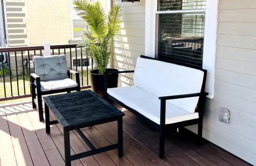 Trendy and Stylish 3BR Uptown Duplex - Foto 16