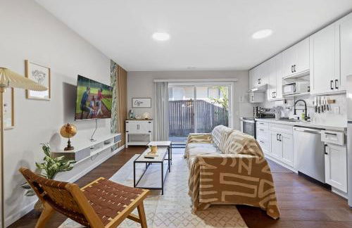 Designer Daylight Basement Near Edmonds Downtown - Photo 1