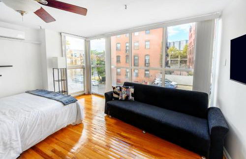 Modern 3BR Townhouse with Private Rooftop & Parking Minutes to NYC - Foto 29