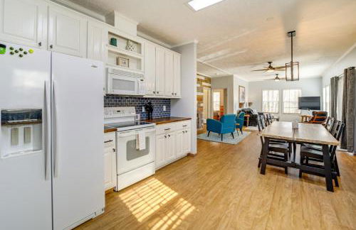 Boat Dock and Fire Pit! Woodsy Lake Glenville Cabin - Foto 13