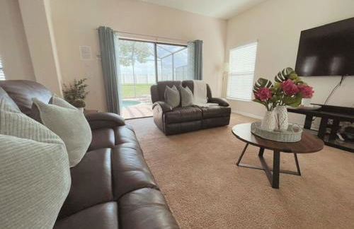 557-Impressive Two Story Private Villa with South Facing Pool 4 Large Bedrooms - Foto 31