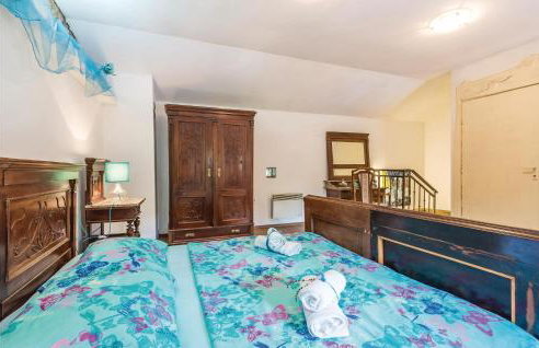 Stunning Home In Jurdani With Wifi - Photo 27