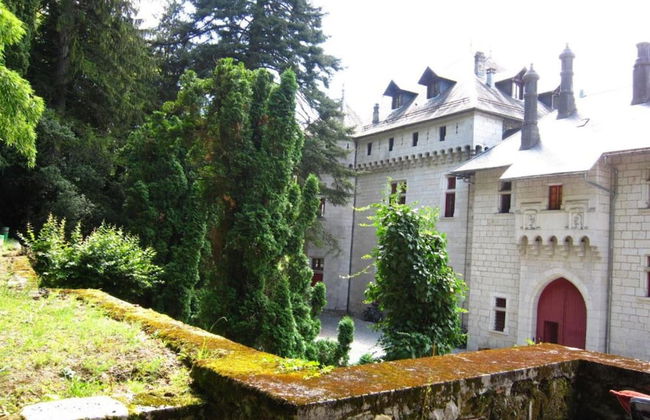 Apartment in Serrieres Castle Near French Alps - Photo 34