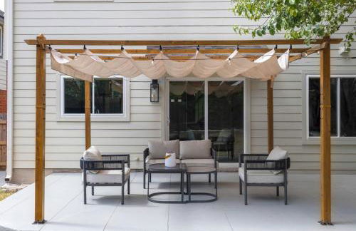 Modern Retreat Near Domain with Game Room and Gym - Foto 6