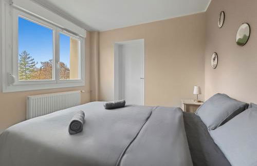 Appartement lumineux, épuré avec balcon et parking - Foto 23