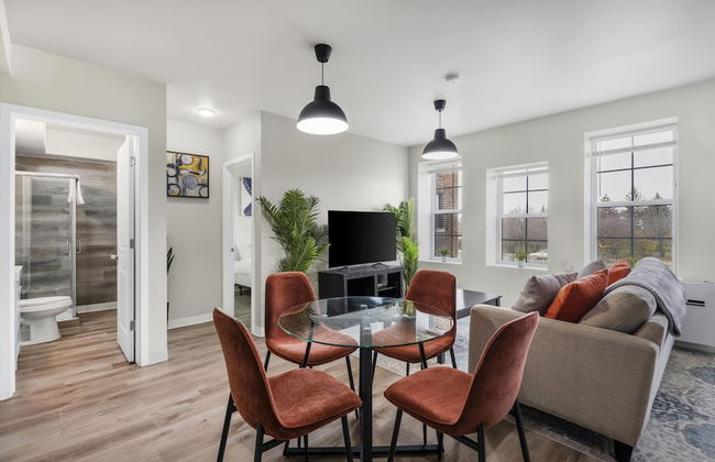 Modern Retreat Near Henry Ford - Foto 63