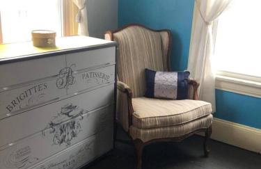 Poe Themed Home Close to Beaches and DE Turf - Foto 10