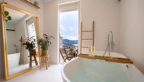 Sublime, hyper-centre d'Ajaccio, avec Spa, Sauna, Vue mer & Plage à 3min - Foto 1