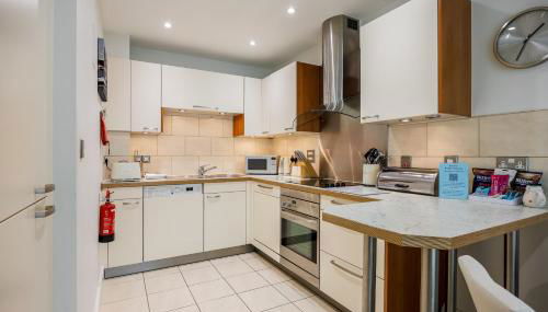 Dolphin Hideaway- Poole Quay Apartment with Parking - Foto 2