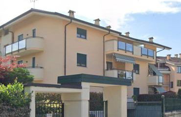 BG House - appartamento con giardino e garage privato - Foto 19