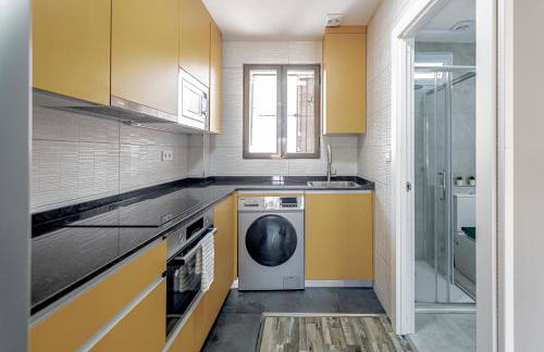 Moderno cerca Santiago Bernabéu- Apartamento AZCA - Photo 12