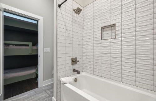 Country Music Themed Goodrich Ave by SkyRun Nashville - Foto 35