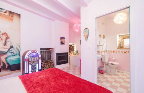 La Suite Años 50 La casa Barbie, bañera y chimenea de leña - Foto 19