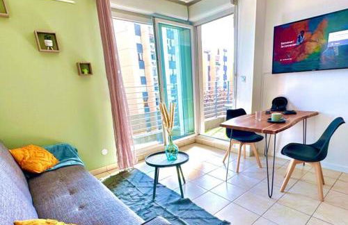 Lumineux T1 : balcon, TV sat&VOD, proche Part-Dieu & Université - Foto 1