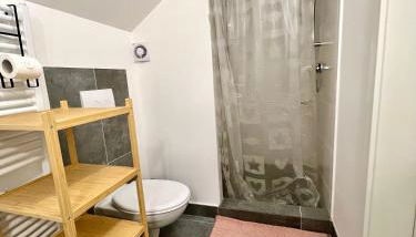 Urban Stay Bremen Apartment mit Balkon bis zu 5 Personen - Foto 3