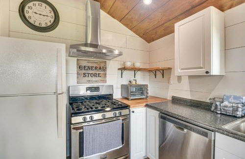 Isle La Motte Cabin about 3 Mi to Lake Champlain! - Photo 8