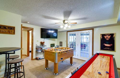 Burnside Resort Cabin with Hot Tub and Outdoor Spots! - Foto 26