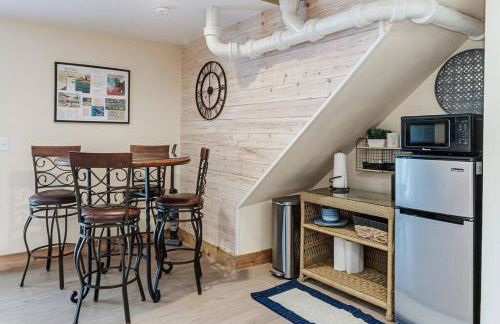 Palm Studio Apartment near Lake Hollingworth - Foto 4