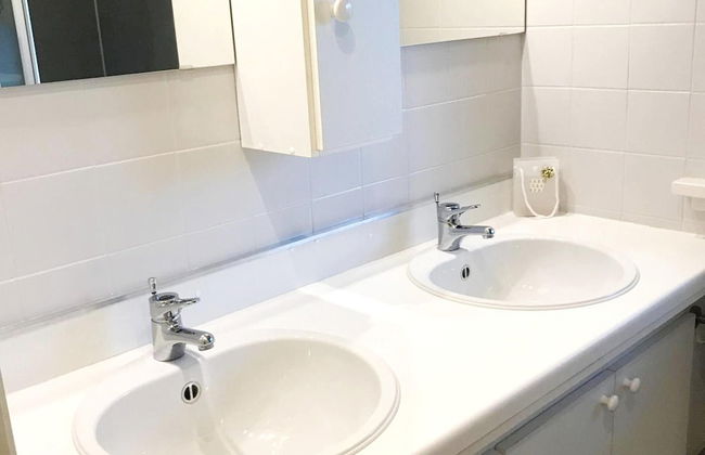 Haven With Private Garden - Photo 11