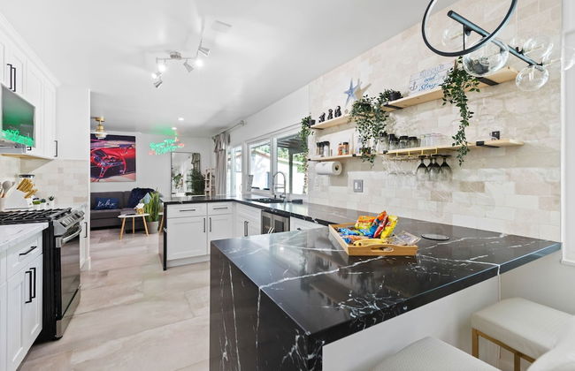 Excellent Location 4 Rooms HOME - 8 min to STRIP and 5 minutes LV CONVENTION - Foto 10