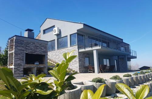 Villa Grey - Photo 5