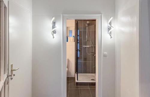 T&K Apartments - 5 Zimmer Einfamilienhaus 15min to Messe Fair DUS - Willich - Foto 16