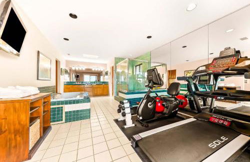 Spacious Beautiful Home with Stunning Bay Views - Foto 49