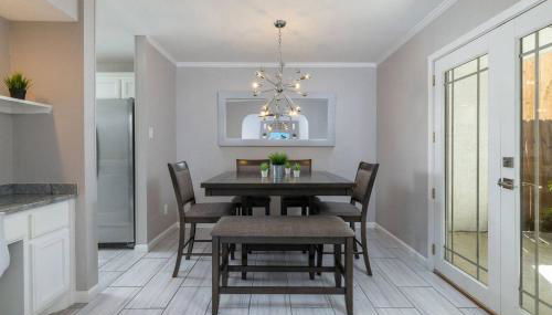 World Cup Group Stay w/ Covered Terrace - Foto 3