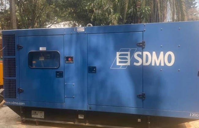 La Belva Court with Swimming Pool - Photo 20