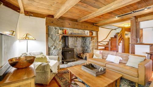 Walk to Lake Gregory Family Retreat with Patio! - Foto 4