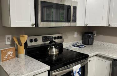 Larry's Love, Early check-in, late check-out! - Photo 10