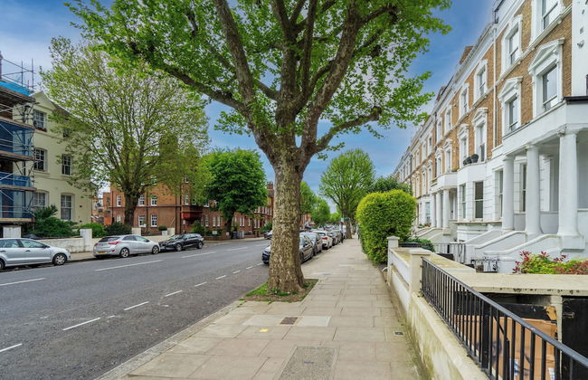 Charming London Apartment With 2 Bedrooms - Photo 32