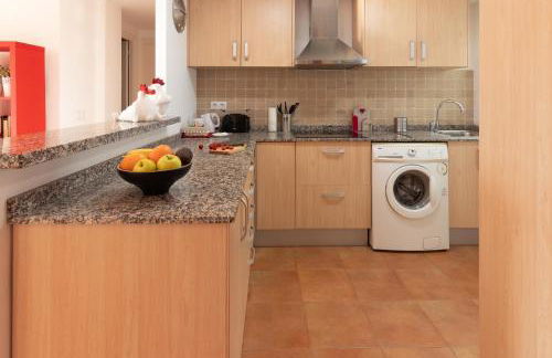 LUMINOSO. COMODO. ACOGEDOR. WIFI. Junto a AVE - Photo 16