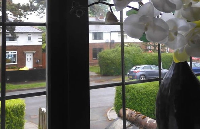 Lion House Chester - Very Near Zoo Ideal for Families - Photo 20