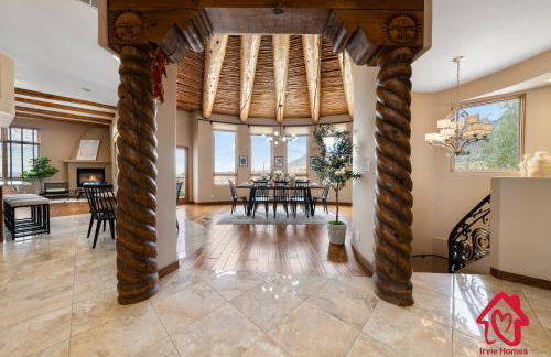 Elena's Sandia Sanctuary - An Irvie Home - Photo 2