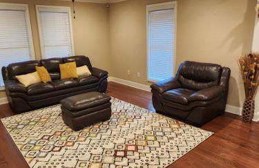 Spacious Newly Renovated Home - Foto 3